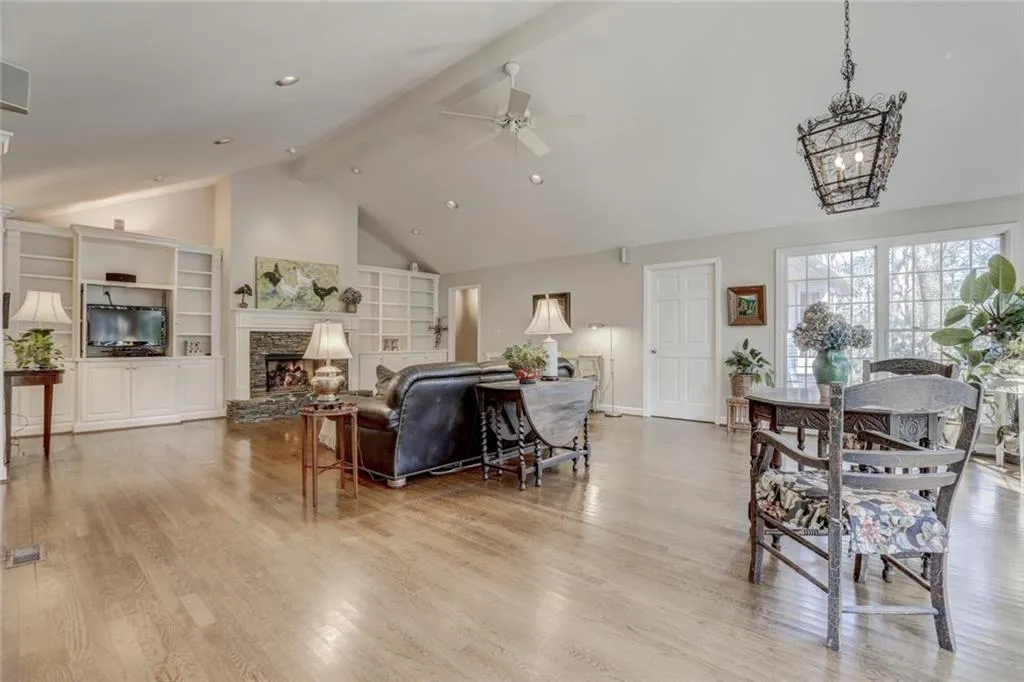4865 Longchamps Drive, Sandy Springs, Georgia 30319, 4 Bedrooms Bedrooms, ,4 BathroomsBathrooms,Residential,Sold,4865 Longchamps Drive,5964238