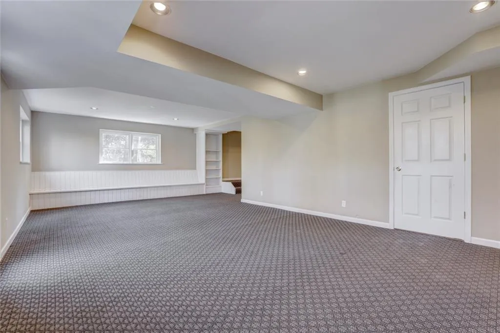 4865 Longchamps Drive, Sandy Springs, Georgia 30319, 4 Bedrooms Bedrooms, ,4 BathroomsBathrooms,Residential,Sold,4865 Longchamps Drive,5964238