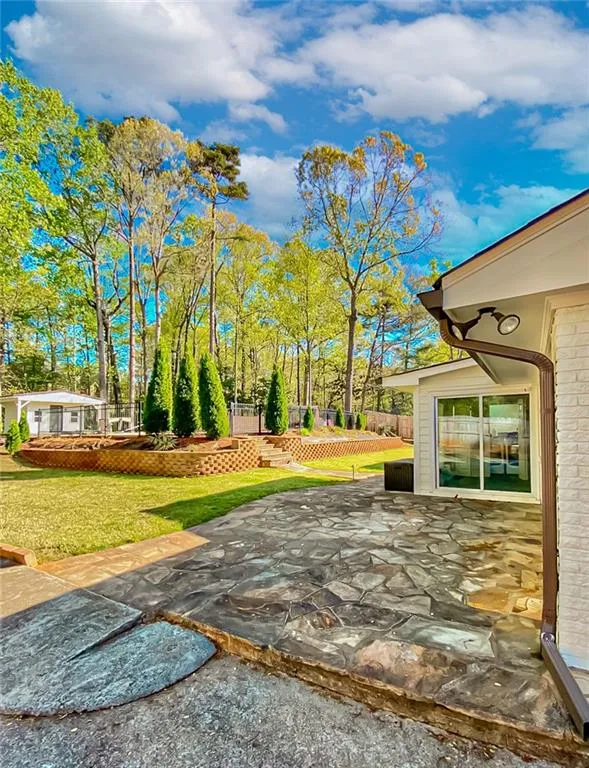 620 Spalding Drive, Sandy Springs, Georgia 30328, 3 Bedrooms Bedrooms, ,3 BathroomsBathrooms,Residential,Sold,620 Spalding Drive,7079164