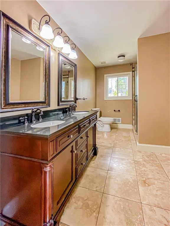620 Spalding Drive, Sandy Springs, Georgia 30328, 3 Bedrooms Bedrooms, ,3 BathroomsBathrooms,Residential,Sold,620 Spalding Drive,7079164