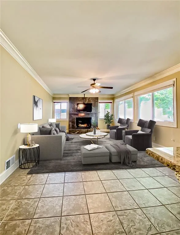 620 Spalding Drive, Sandy Springs, Georgia 30328, 3 Bedrooms Bedrooms, ,3 BathroomsBathrooms,Residential,Sold,620 Spalding Drive,7079164