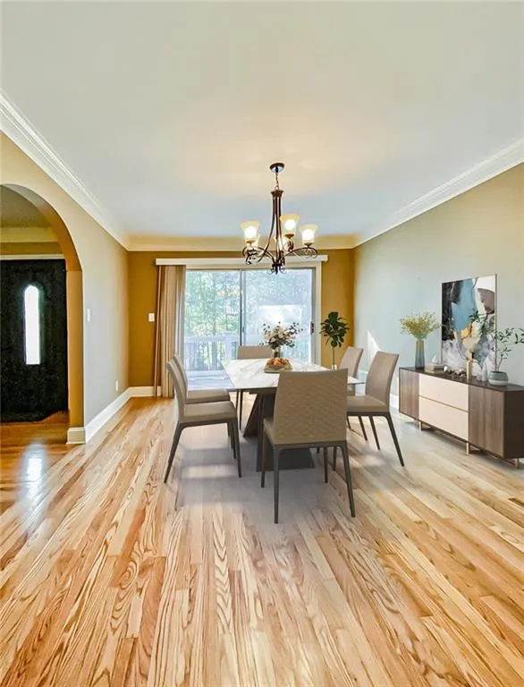 620 Spalding Drive, Sandy Springs, Georgia 30328, 3 Bedrooms Bedrooms, ,3 BathroomsBathrooms,Residential,Sold,620 Spalding Drive,7079164