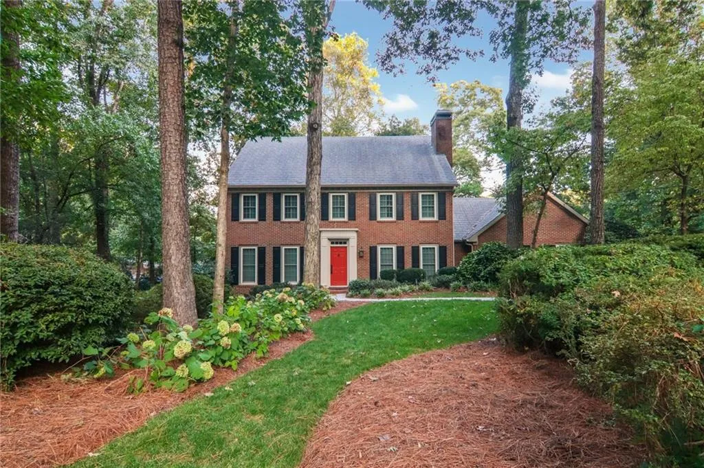 7105 Glenridge Dr, Sandy Springs, Georgia 30328, 4 Bedrooms Bedrooms, ,3 BathroomsBathrooms,Residential,Sold,7105 Glenridge Dr,6840399