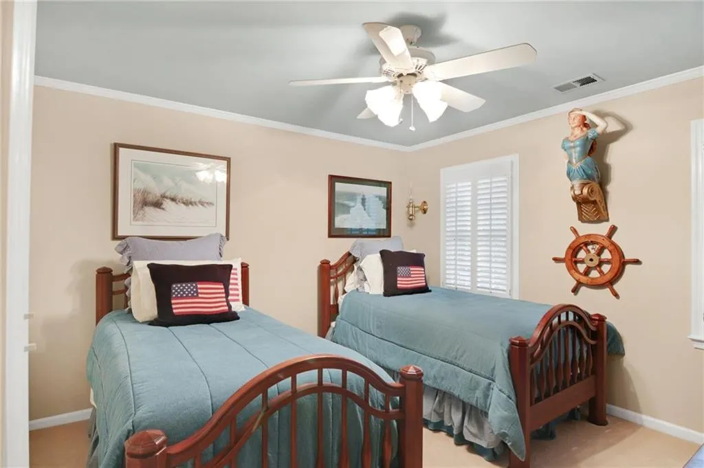 7105 Glenridge Dr, Sandy Springs, Georgia 30328, 4 Bedrooms Bedrooms, ,3 BathroomsBathrooms,Residential,Sold,7105 Glenridge Dr,6840399