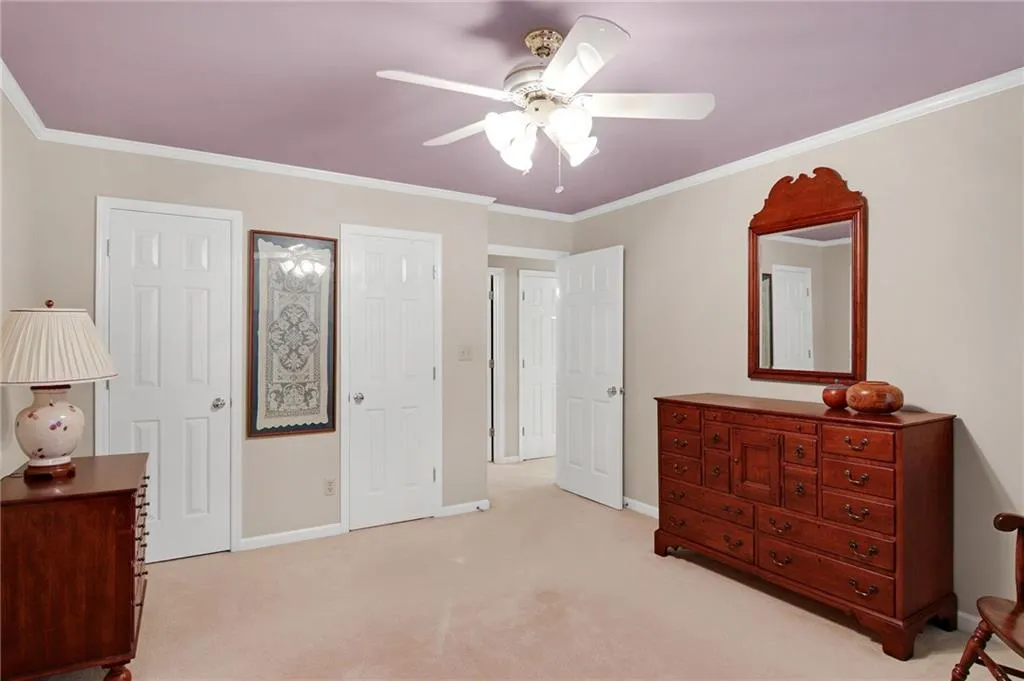 7105 Glenridge Dr, Sandy Springs, Georgia 30328, 4 Bedrooms Bedrooms, ,3 BathroomsBathrooms,Residential,Sold,7105 Glenridge Dr,6840399