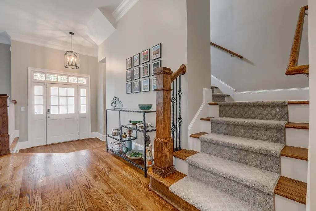 5448 Glenridge View, Atlanta, Georgia 30342, 3 Bedrooms Bedrooms, ,3 BathroomsBathrooms,Residential,Sold,5448 Glenridge View,6857953