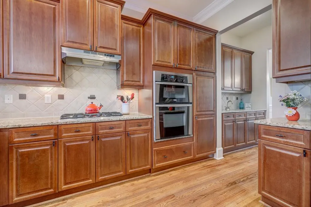 5448 Glenridge View, Atlanta, Georgia 30342, 3 Bedrooms Bedrooms, ,3 BathroomsBathrooms,Residential,Sold,5448 Glenridge View,6857953