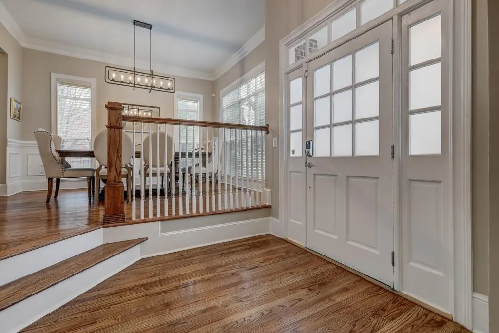 5448 Glenridge View, Atlanta, Georgia 30342, 3 Bedrooms Bedrooms, ,3 BathroomsBathrooms,Residential,Sold,5448 Glenridge View,6857953