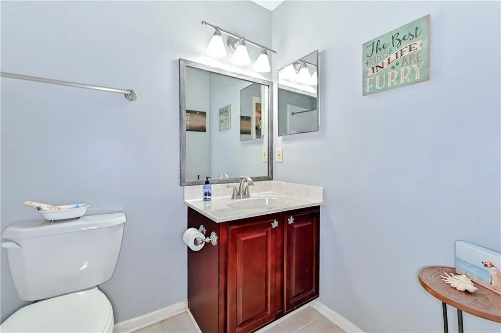 6900 Roswell Road Unit A4, Sandy Springs, Georgia 30328, 2 Bedrooms Bedrooms, ,2 BathroomsBathrooms,Residential,Sold,6900 Roswell Road Unit A4,6717615