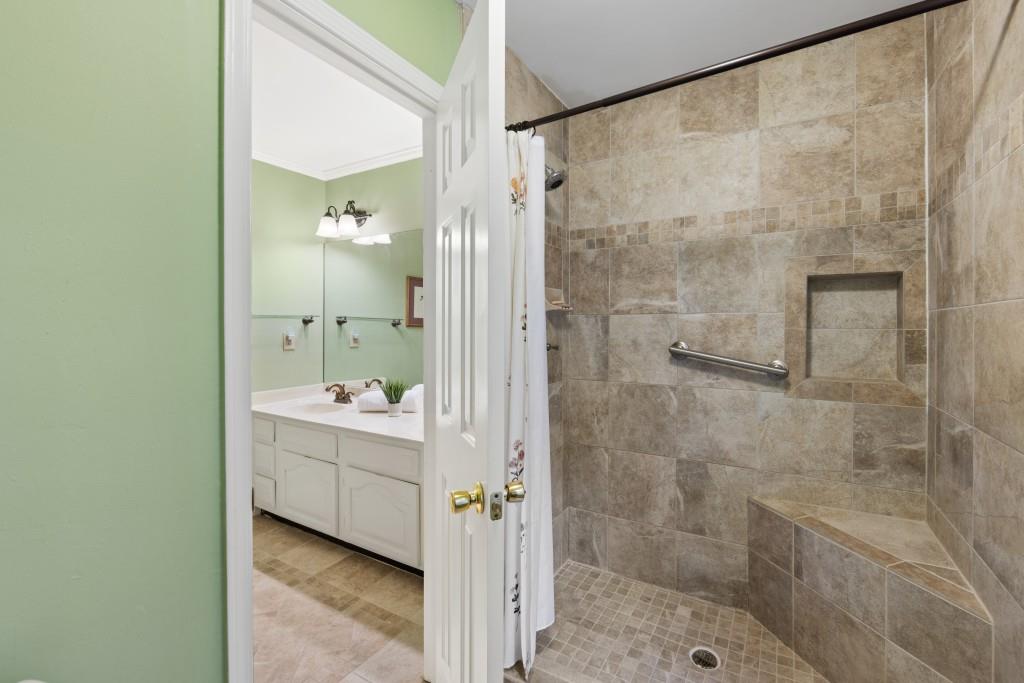 100 Brantley Road, Sandy Springs, Georgia 30350, 3 Bedrooms Bedrooms, ,2 BathroomsBathrooms,Residential,Sold,100 Brantley Road,7285866