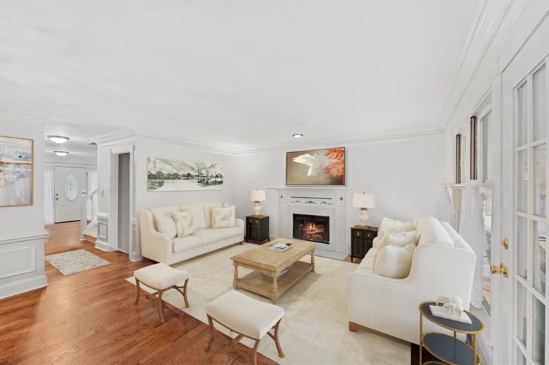 100 Brantley Road, Sandy Springs, Georgia 30350, 3 Bedrooms Bedrooms, ,2 BathroomsBathrooms,Residential,Sold,100 Brantley Road,7285866