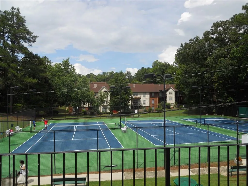 6851 Roswell Road Ne Unit K11, Atlanta, Georgia 30328, 2 Bedrooms Bedrooms, ,2 BathroomsBathrooms,Residential,Sold,6851 Roswell Road Ne Unit K11,5726848