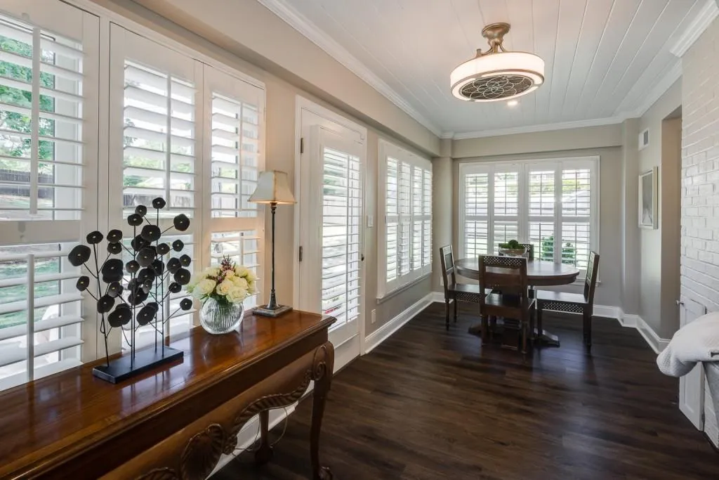 661 Hammond Drive, Sandy Springs, Georgia 30328, 3 Bedrooms Bedrooms, ,2 BathroomsBathrooms,Residential,Sold,661 Hammond Drive,7212897