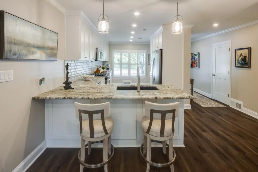 661 Hammond Drive, Sandy Springs, Georgia 30328, 3 Bedrooms Bedrooms, ,2 BathroomsBathrooms,Residential,Sold,661 Hammond Drive,7212897