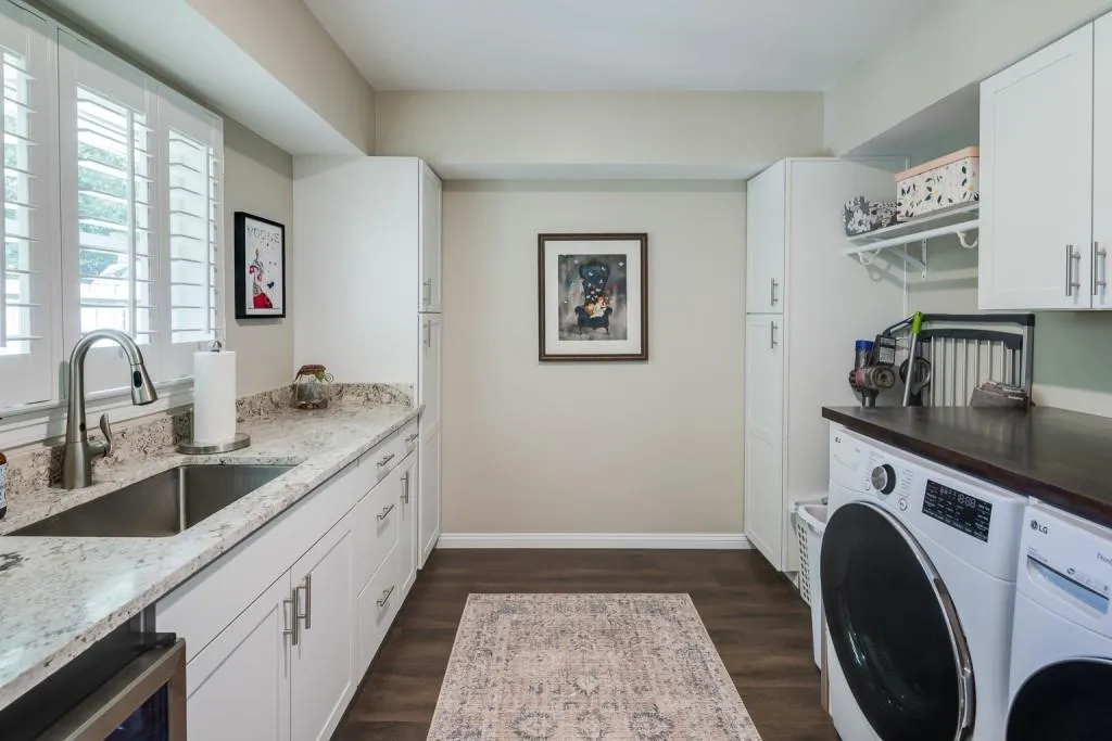 661 Hammond Drive, Sandy Springs, Georgia 30328, 3 Bedrooms Bedrooms, ,2 BathroomsBathrooms,Residential,Sold,661 Hammond Drive,7212897