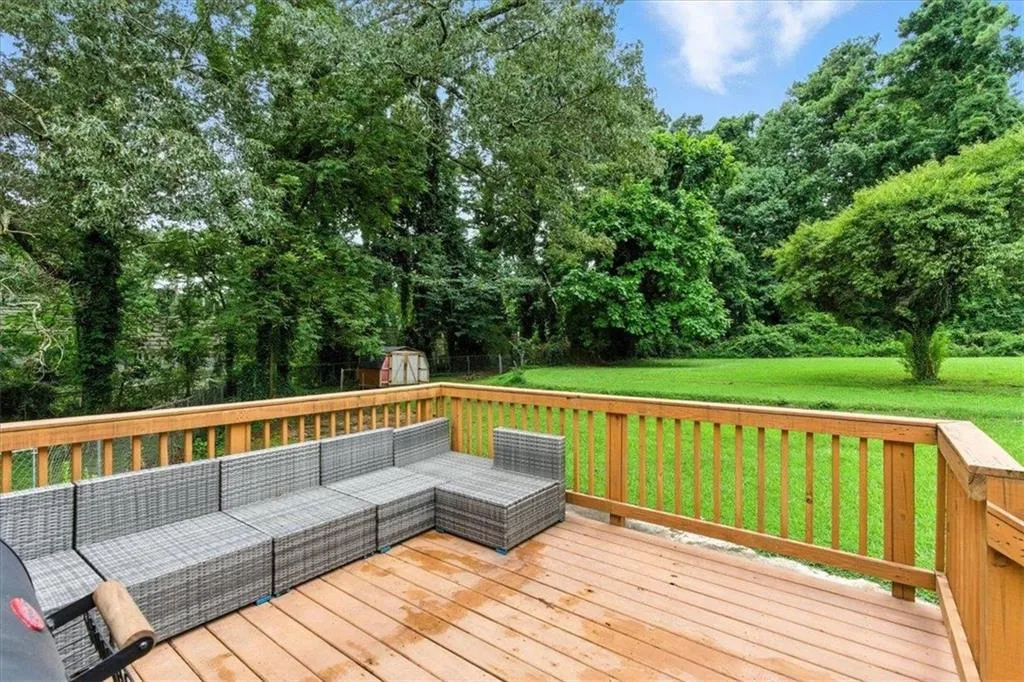 142 Hutton Place, Atlanta, Georgia 30318, 2 Bedrooms Bedrooms, ,2 BathroomsBathrooms,Residential,For Sale,142 Hutton Place,7634809