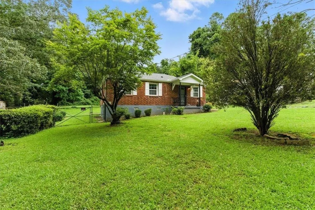 142 Hutton Place, Atlanta, Georgia 30318, 2 Bedrooms Bedrooms, ,2 BathroomsBathrooms,Residential,For Sale,142 Hutton Place,7634809