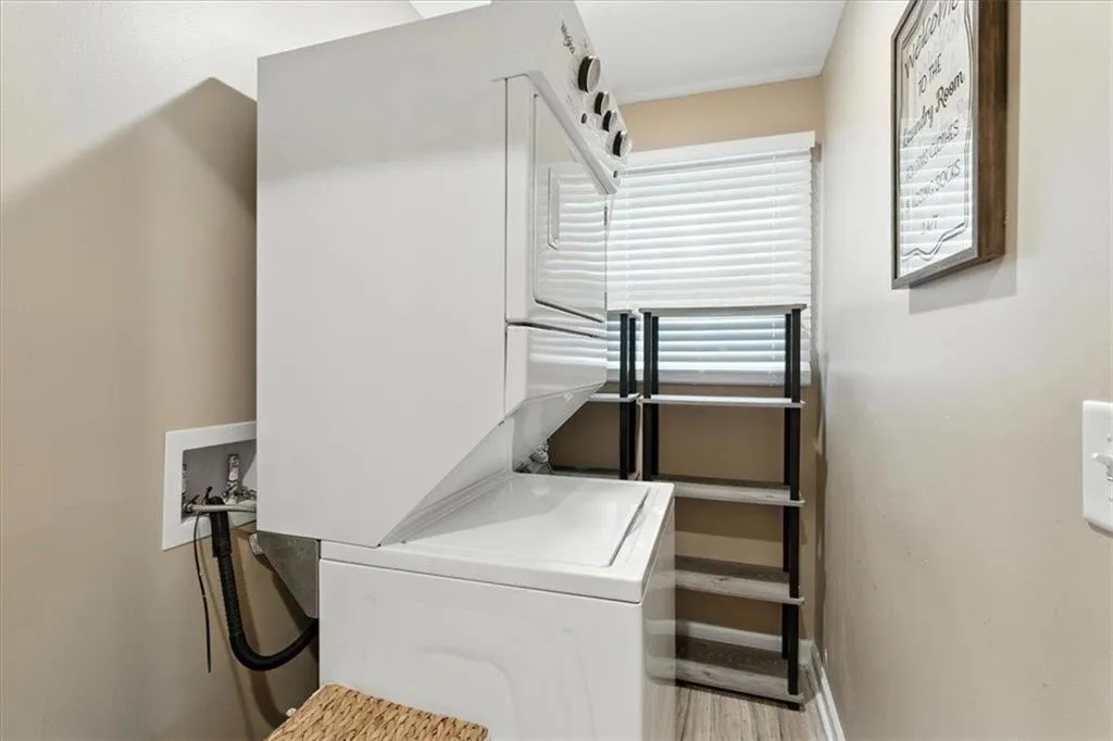 142 Hutton Place, Atlanta, Georgia 30318, 2 Bedrooms Bedrooms, ,2 BathroomsBathrooms,Residential,For Sale,142 Hutton Place,7634809