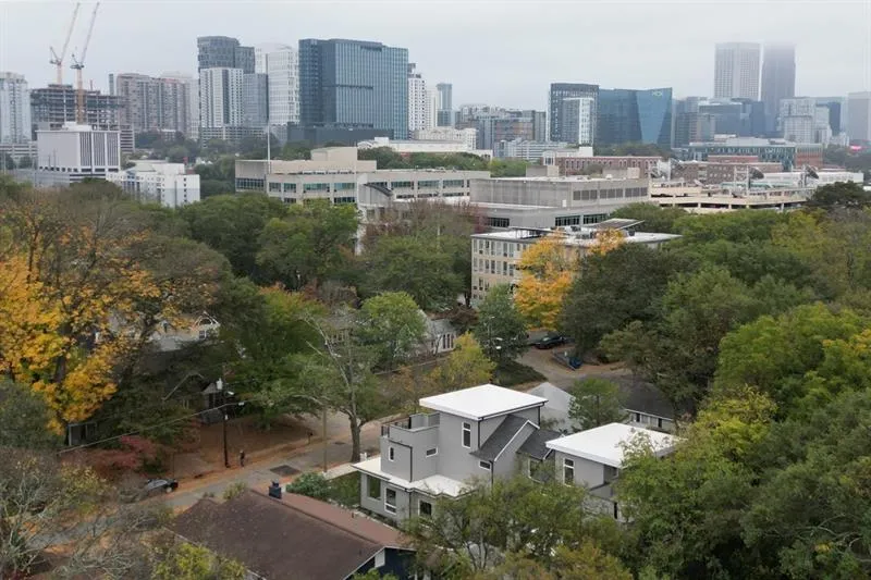 1186b Francis Street Nw, Atlanta, Georgia 30318, ,Residential Income,For Sale,1186b Francis Street Nw,7667605