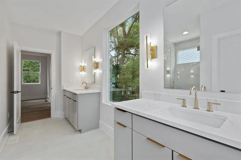 1186b Francis Street Nw, Atlanta, Georgia 30318, ,Residential Income,For Sale,1186b Francis Street Nw,7667605