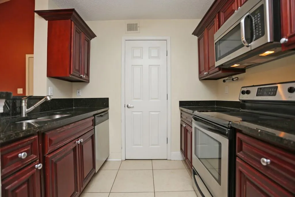 2306 Santa Fe Parkway Unit 2306, Sandy Springs, Georgia 30350, 1 Bedroom Bedrooms, ,1 BathroomBathrooms,Residential,Sold,2306 Santa Fe Parkway Unit 2306,5830505