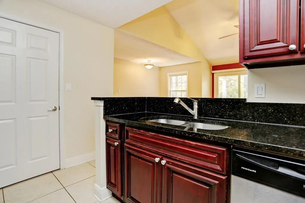 2306 Santa Fe Parkway Unit 2306, Sandy Springs, Georgia 30350, 1 Bedroom Bedrooms, ,1 BathroomBathrooms,Residential,Sold,2306 Santa Fe Parkway Unit 2306,5830505