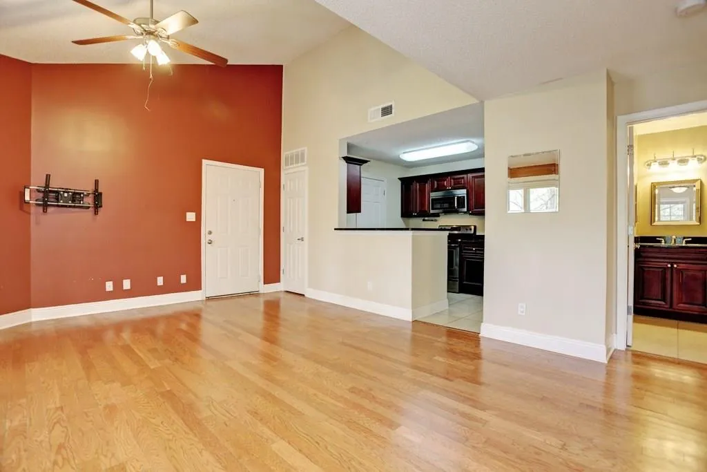 2306 Santa Fe Parkway Unit 2306, Sandy Springs, Georgia 30350, 1 Bedroom Bedrooms, ,1 BathroomBathrooms,Residential,Sold,2306 Santa Fe Parkway Unit 2306,5830505