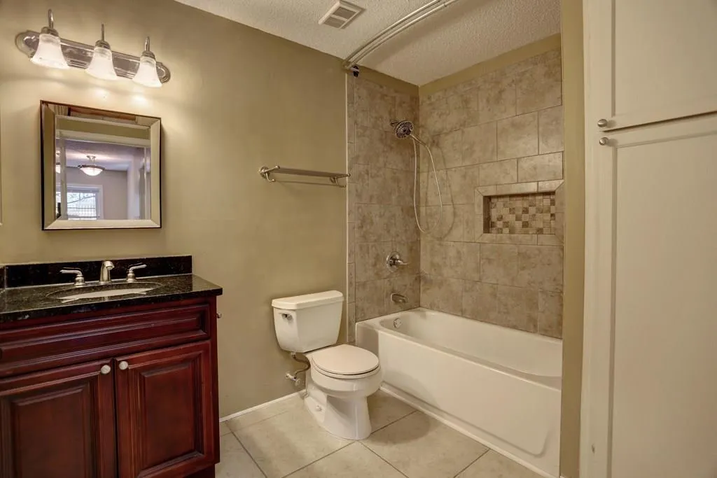 2306 Santa Fe Parkway Unit 2306, Sandy Springs, Georgia 30350, 1 Bedroom Bedrooms, ,1 BathroomBathrooms,Residential,Sold,2306 Santa Fe Parkway Unit 2306,5830505