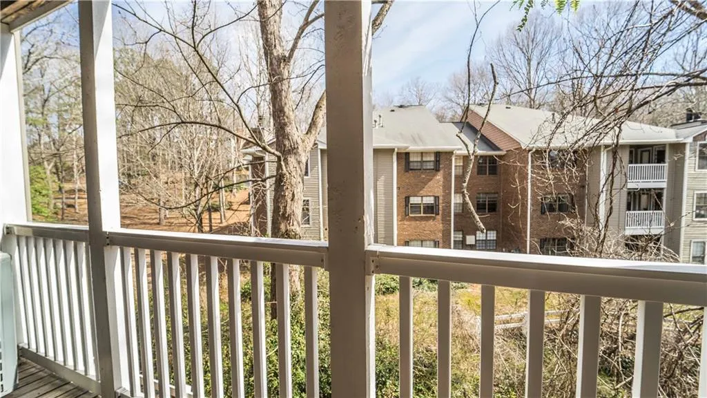 510 Barrington Hills Drive, Sandy Springs, Georgia 30350, 2 Bedrooms Bedrooms, ,2 BathroomsBathrooms,Residential,Sold,510 Barrington Hills Drive,6850488
