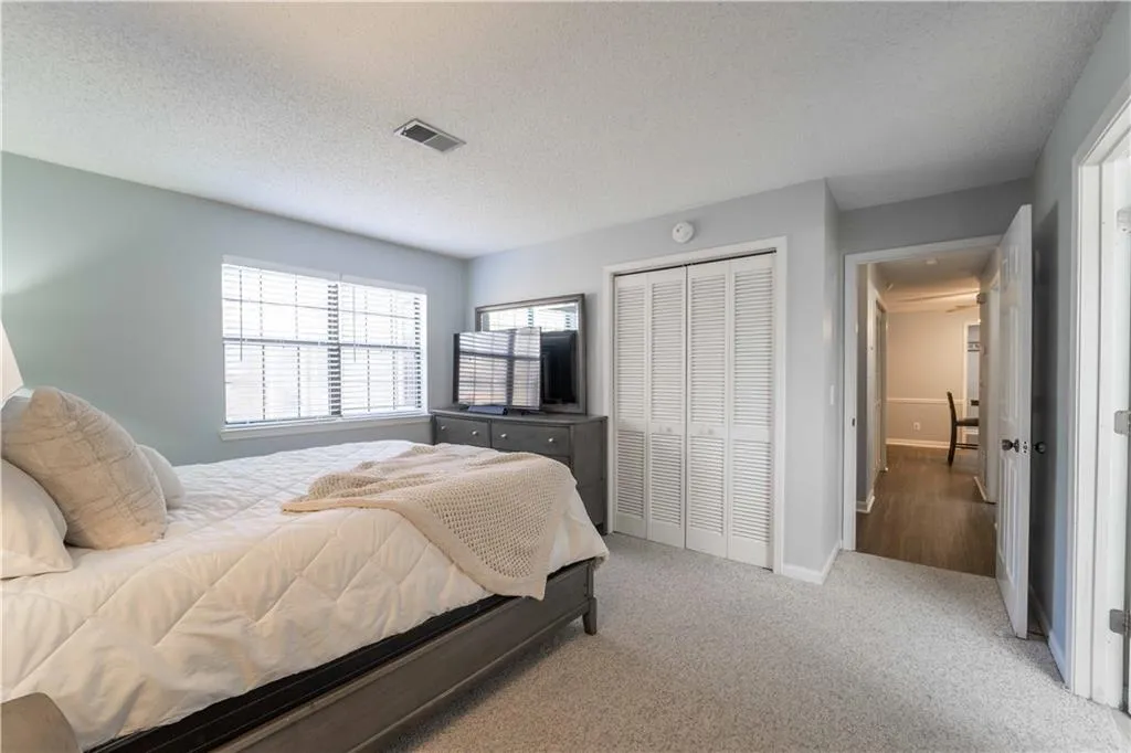 510 Barrington Hills Drive, Sandy Springs, Georgia 30350, 2 Bedrooms Bedrooms, ,2 BathroomsBathrooms,Residential,Sold,510 Barrington Hills Drive,6850488