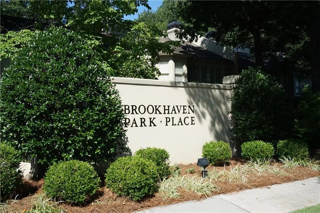 1234 Brookhaven Park Place Ne, Brookhaven, Georgia 30319, 2 Bedrooms Bedrooms, ,2 BathroomsBathrooms,Residential,Sold,1234 Brookhaven Park Place Ne,6049785