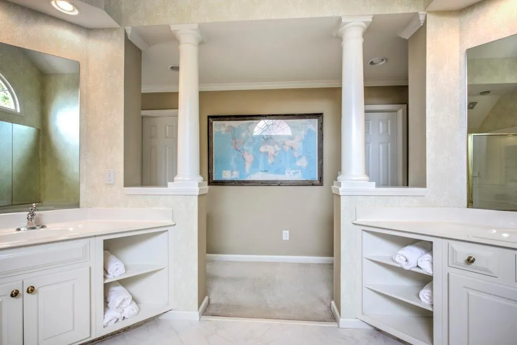 5747 Whitehall Walk, Sandy Springs, Georgia 30338, 4 Bedrooms Bedrooms, ,4 BathroomsBathrooms,Residential,Sold,5747 Whitehall Walk,6104954