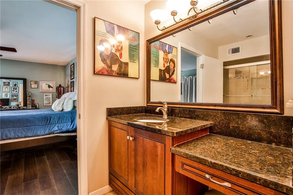 5050 Chemin De Vie Unit A, Atlanta, Georgia 30342, 2 Bedrooms Bedrooms, ,2 BathroomsBathrooms,Residential,Sold,5050 Chemin De Vie Unit A,6591032