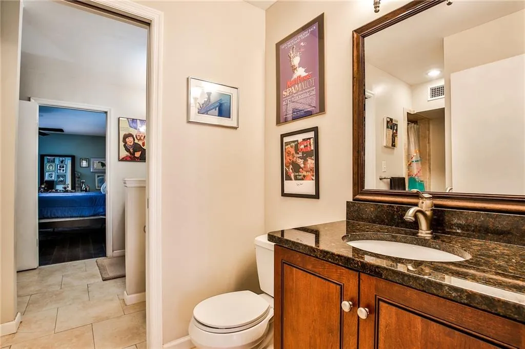 5050 Chemin De Vie Unit A, Atlanta, Georgia 30342, 2 Bedrooms Bedrooms, ,2 BathroomsBathrooms,Residential,Sold,5050 Chemin De Vie Unit A,6591032