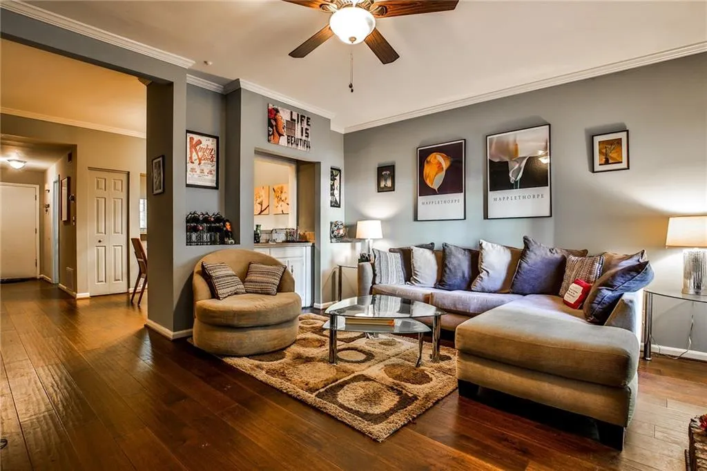 5050 Chemin De Vie Unit A, Atlanta, Georgia 30342, 2 Bedrooms Bedrooms, ,2 BathroomsBathrooms,Residential,Sold,5050 Chemin De Vie Unit A,6591032