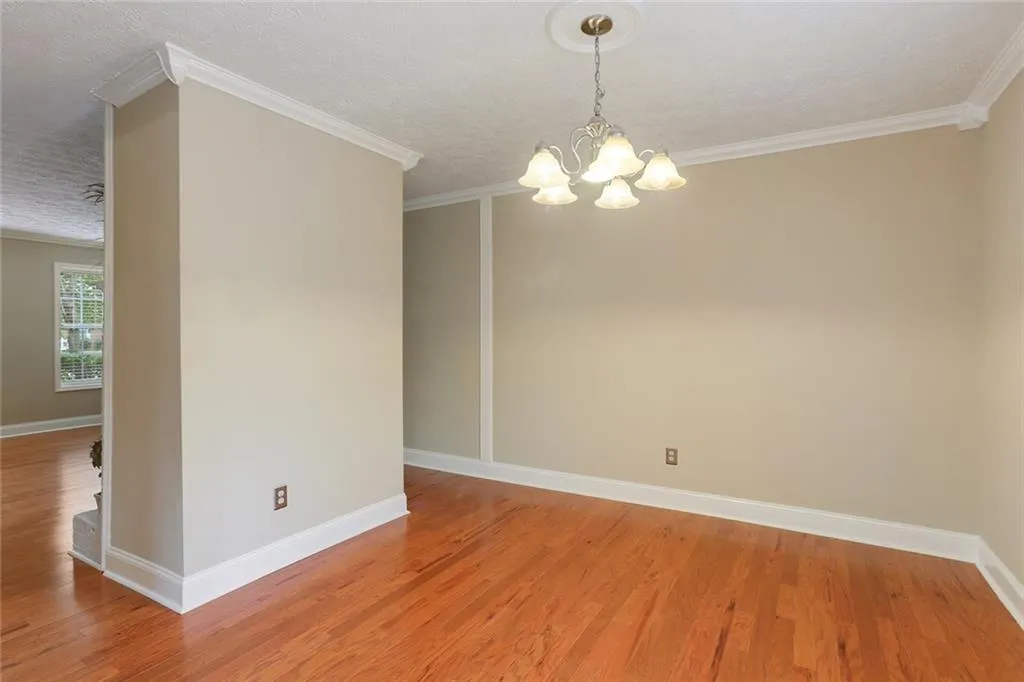 7750 Roswell Road Unit 11d, Sandy Springs, Georgia 30350, 3 Bedrooms Bedrooms, ,2 BathroomsBathrooms,Residential,Sold,7750 Roswell Road Unit 11d,6054508