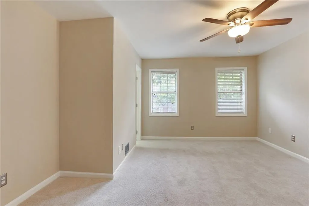 7750 Roswell Road Unit 11d, Sandy Springs, Georgia 30350, 3 Bedrooms Bedrooms, ,2 BathroomsBathrooms,Residential,Sold,7750 Roswell Road Unit 11d,6054508