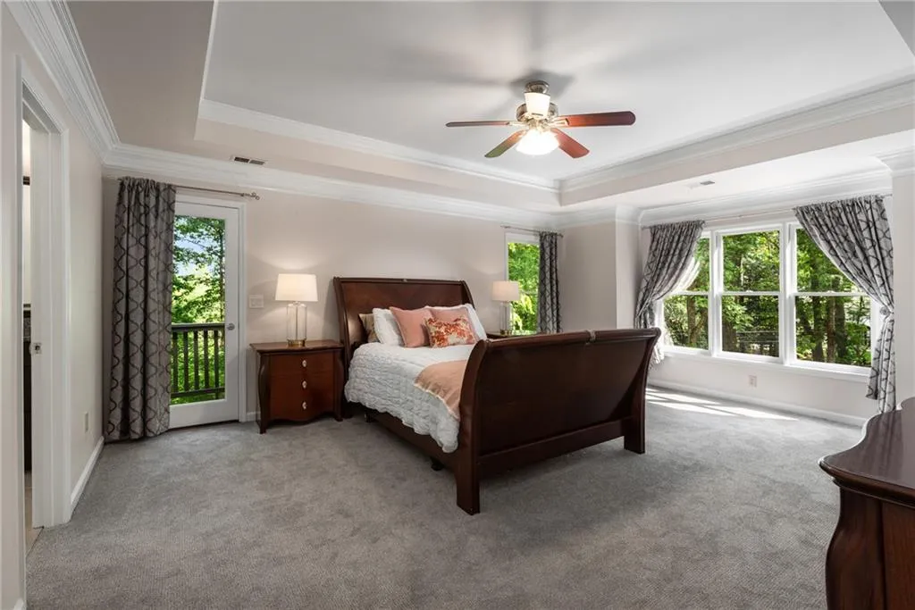 900 Edgewater Drive~  An alternate view.