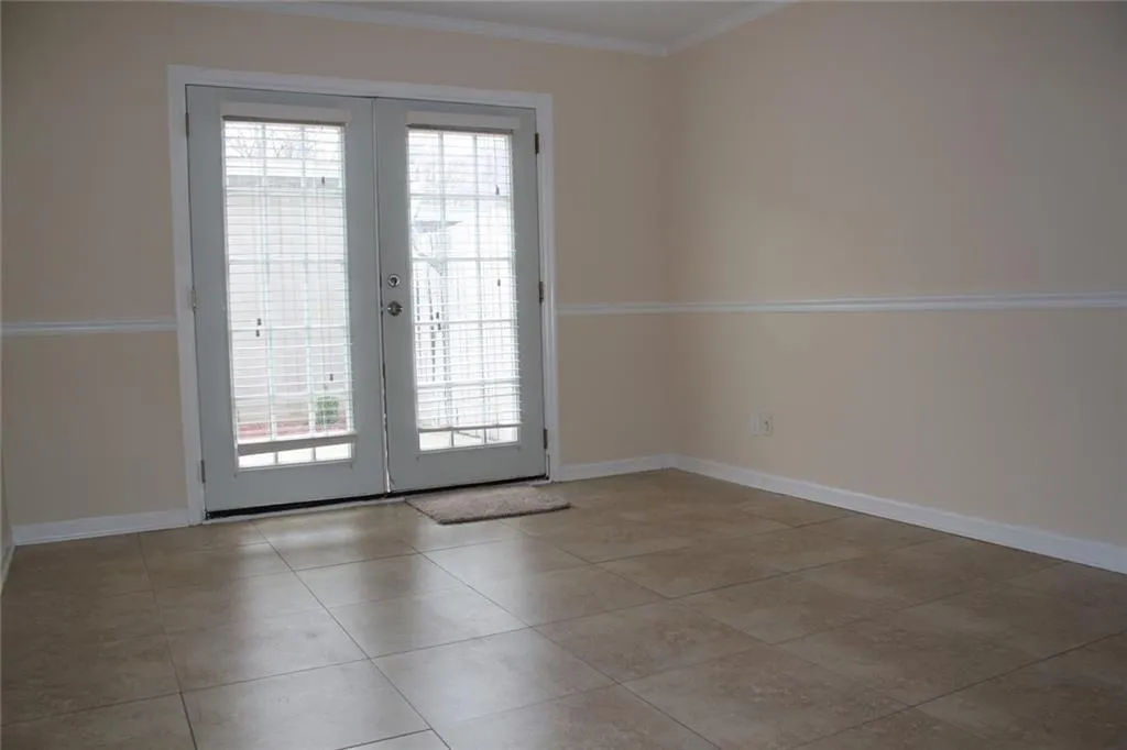 360 Winding River Drive Unit L, Atlanta, Georgia 30350, 3 Bedrooms Bedrooms, ,2 BathroomsBathrooms,Residential,Sold,360 Winding River Drive Unit L,6519985