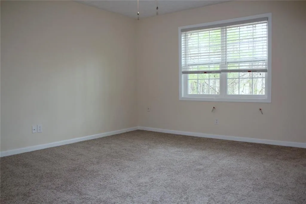 360 Winding River Drive Unit L, Atlanta, Georgia 30350, 3 Bedrooms Bedrooms, ,2 BathroomsBathrooms,Residential,Sold,360 Winding River Drive Unit L,6519985