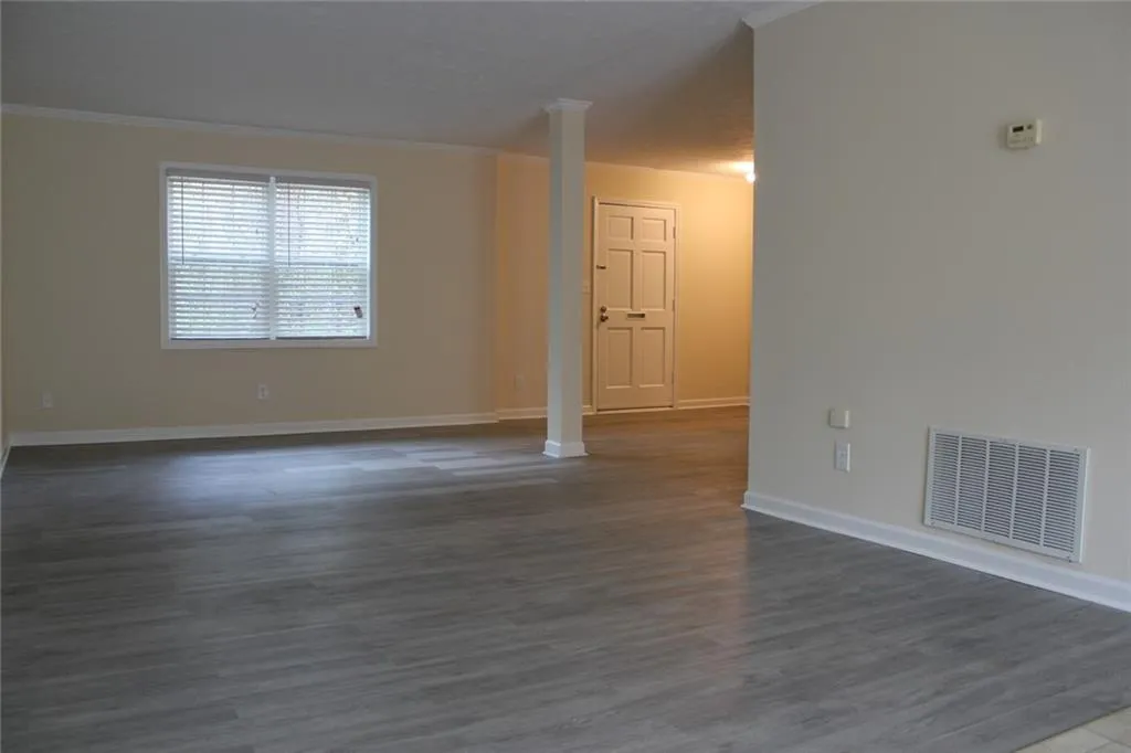 360 Winding River Drive Unit L, Atlanta, Georgia 30350, 3 Bedrooms Bedrooms, ,2 BathroomsBathrooms,Residential,Sold,360 Winding River Drive Unit L,6519985