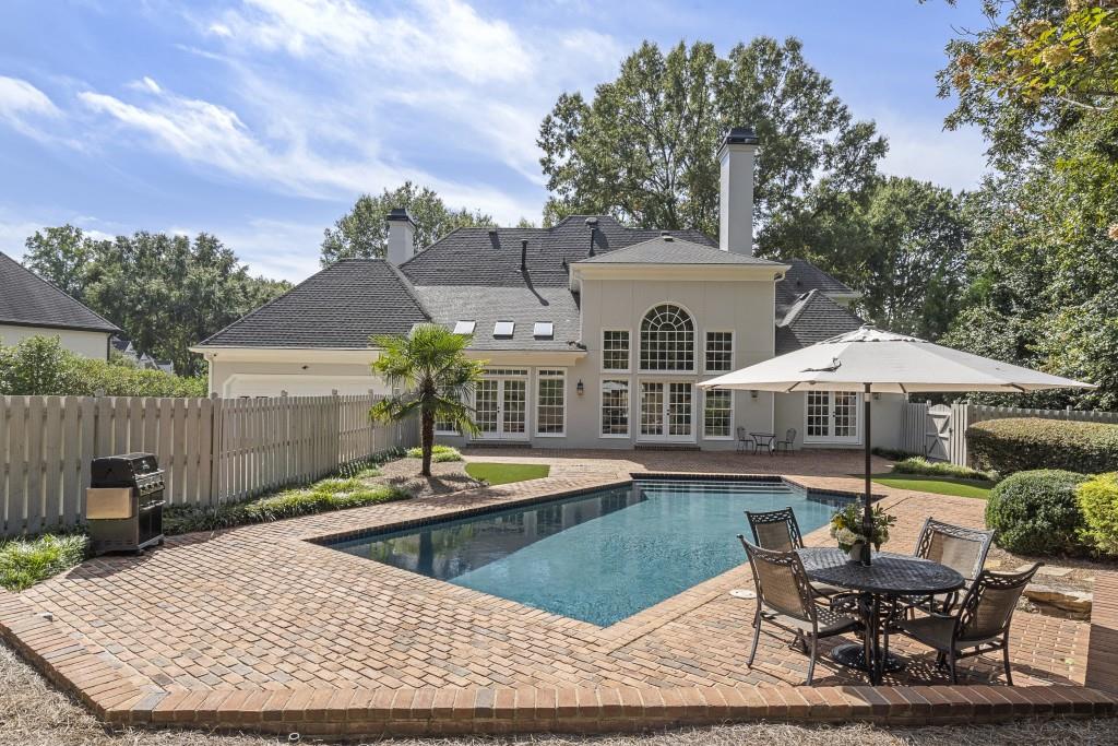 130 Devereux Court, Atlanta, Georgia 30327, 5 Bedrooms Bedrooms, ,4 BathroomsBathrooms,Residential,Sold,130 Devereux Court,7288875