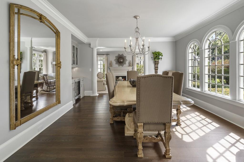 130 Devereux Court, Atlanta, Georgia 30327, 5 Bedrooms Bedrooms, ,4 BathroomsBathrooms,Residential,Sold,130 Devereux Court,7288875