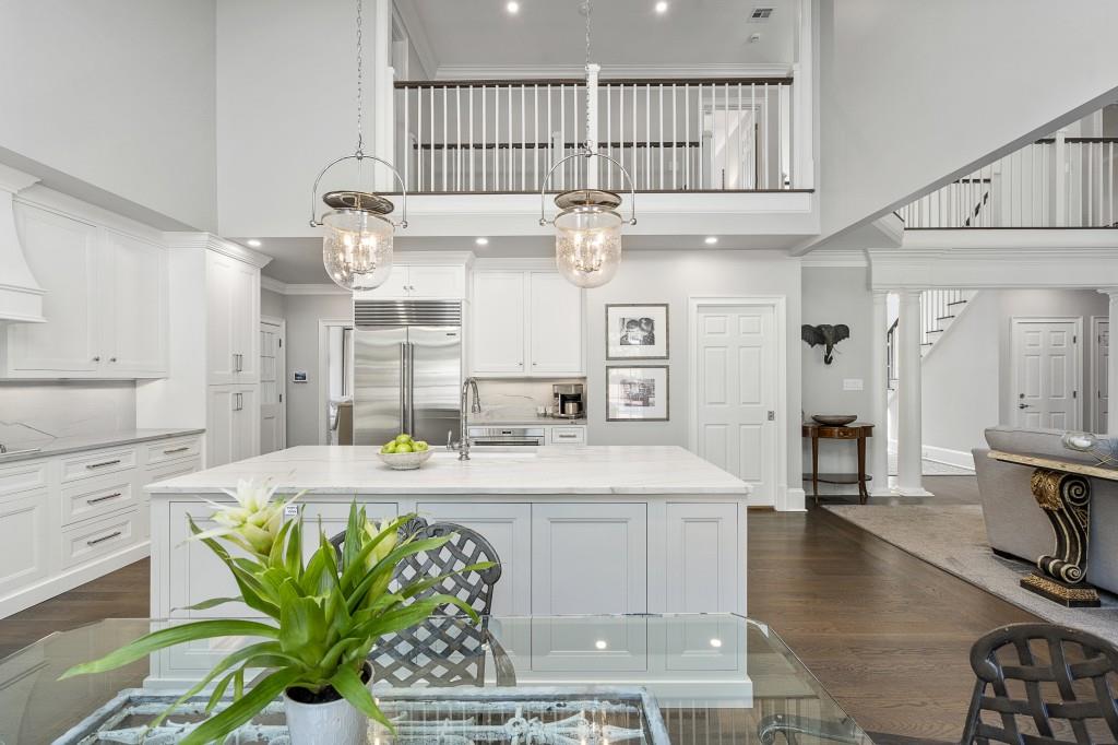 130 Devereux Court, Atlanta, Georgia 30327, 5 Bedrooms Bedrooms, ,4 BathroomsBathrooms,Residential,Sold,130 Devereux Court,7288875