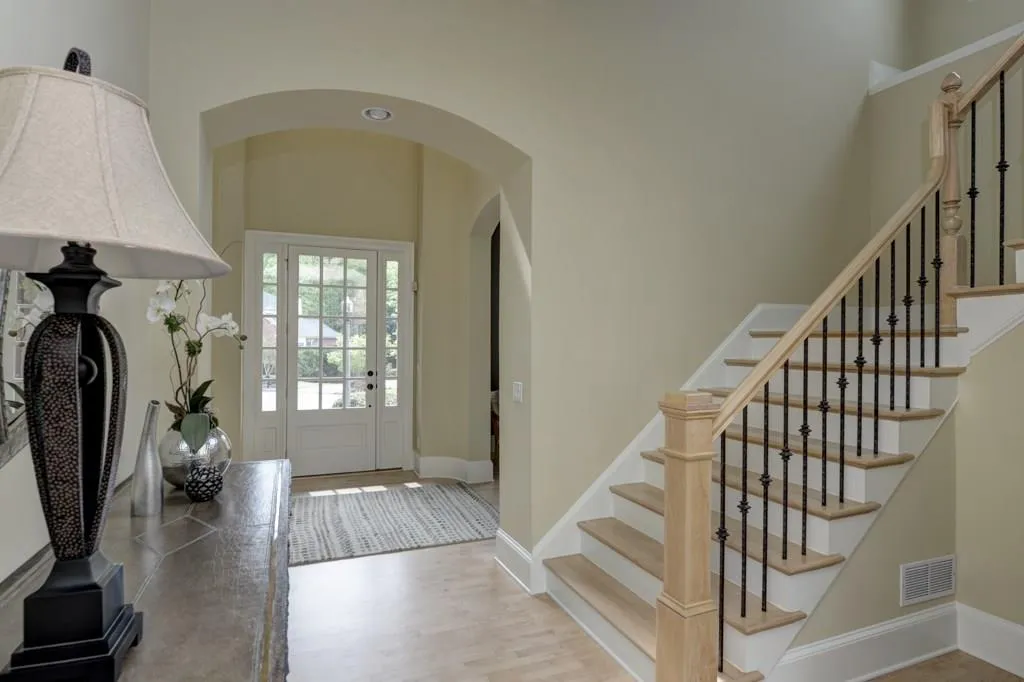 785 Lake Summit Drive, Atlanta, Georgia 30342, 6 Bedrooms Bedrooms, ,5 BathroomsBathrooms,Residential,Sold,785 Lake Summit Drive,5833136