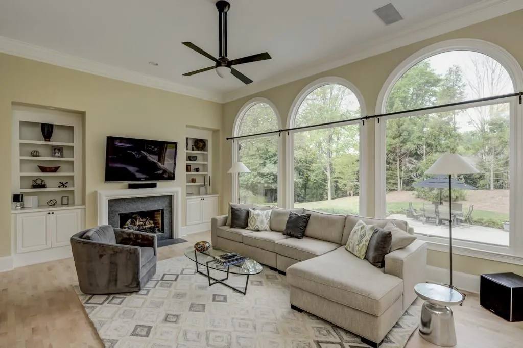 785 Lake Summit Drive, Atlanta, Georgia 30342, 6 Bedrooms Bedrooms, ,5 BathroomsBathrooms,Residential,Sold,785 Lake Summit Drive,5833136