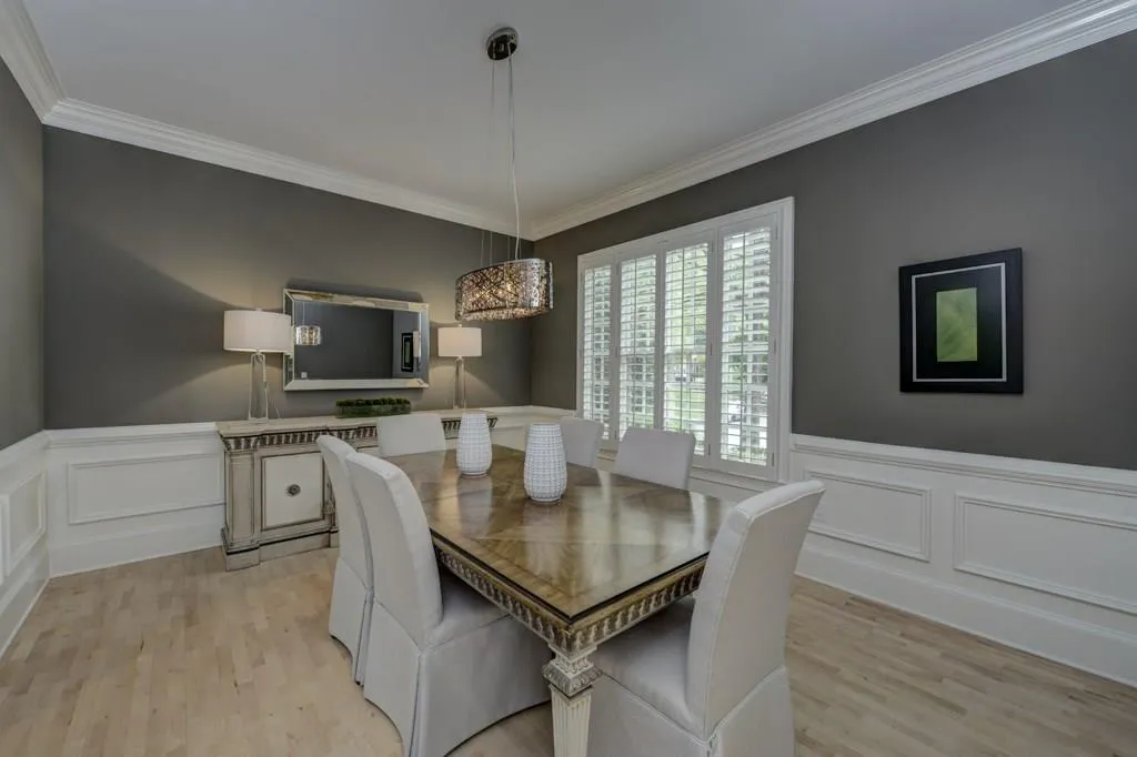 785 Lake Summit Drive, Atlanta, Georgia 30342, 6 Bedrooms Bedrooms, ,5 BathroomsBathrooms,Residential,Sold,785 Lake Summit Drive,5833136