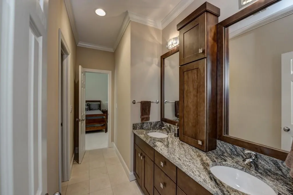 785 Lake Summit Drive, Atlanta, Georgia 30342, 6 Bedrooms Bedrooms, ,5 BathroomsBathrooms,Residential,Sold,785 Lake Summit Drive,5833136