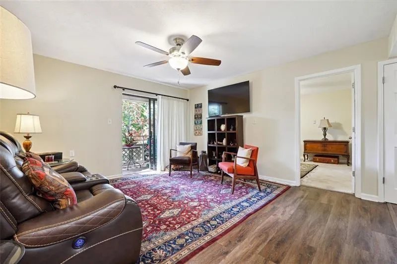 475 Mount Vernon Highway Ne Unit A208, Sandy Springs, Georgia 30328, 2 Bedrooms Bedrooms, ,2 BathroomsBathrooms,Residential,Sold,475 Mount Vernon Highway Ne Unit A208,7494822