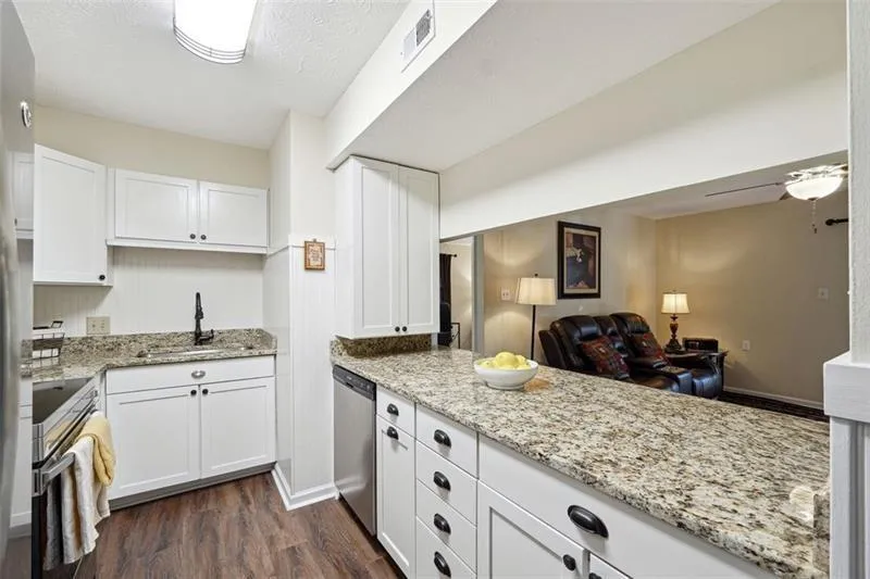 475 Mount Vernon Highway Ne Unit A208, Sandy Springs, Georgia 30328, 2 Bedrooms Bedrooms, ,2 BathroomsBathrooms,Residential,Sold,475 Mount Vernon Highway Ne Unit A208,7494822